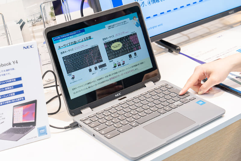 NEC Chromebook Y4