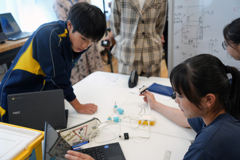 動作を見ながらプログラムを再確認