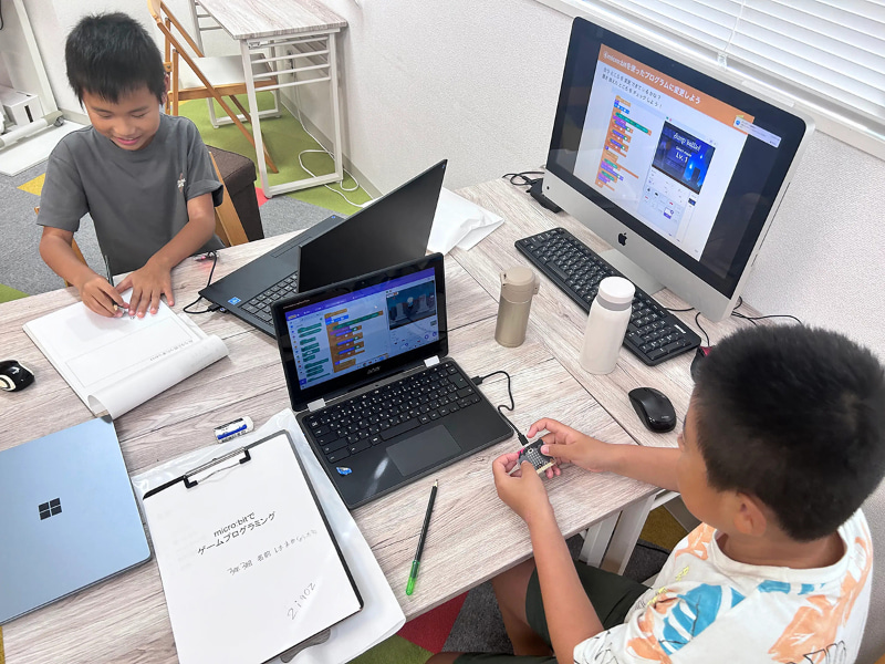 小学校低学年向けの「micro:bit Scratchコース」