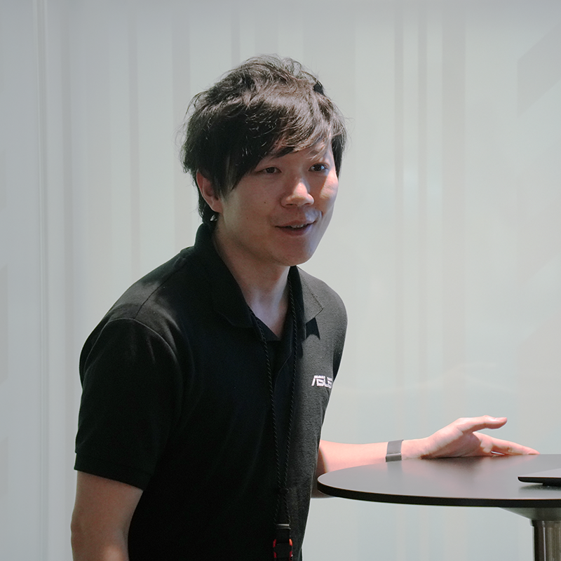 ASUS JAPAN PRマネージャー 藤原拓馬氏