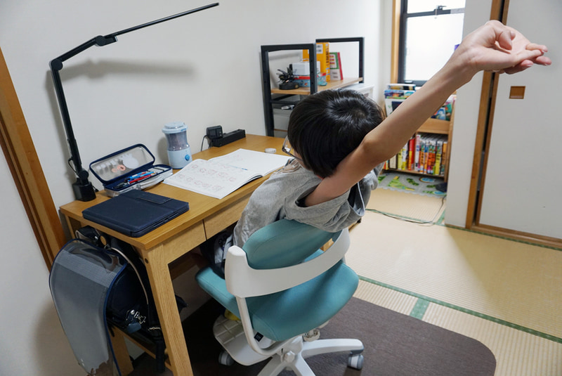 ロッキング角度は22度。グイ～っと伸びても大丈夫！