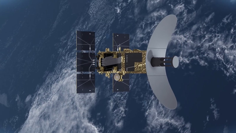 人工衛星の姿をVRやディスプレイで確認できる （© NEC Corporation）