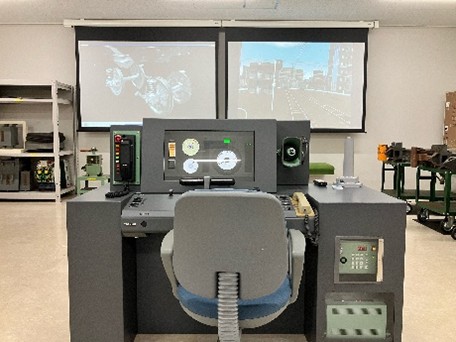 運転シミュレーター