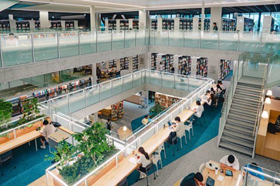 富士通 Japan 株式会社が、同社提供の図書探索サービス「Fujitsu AI 探索サービス」が青山学院大学図書館で運用を開始したと発表