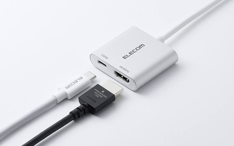 USB Type-Cポートに充電ケーブルを接続することで、パソコンなどの充電に対応