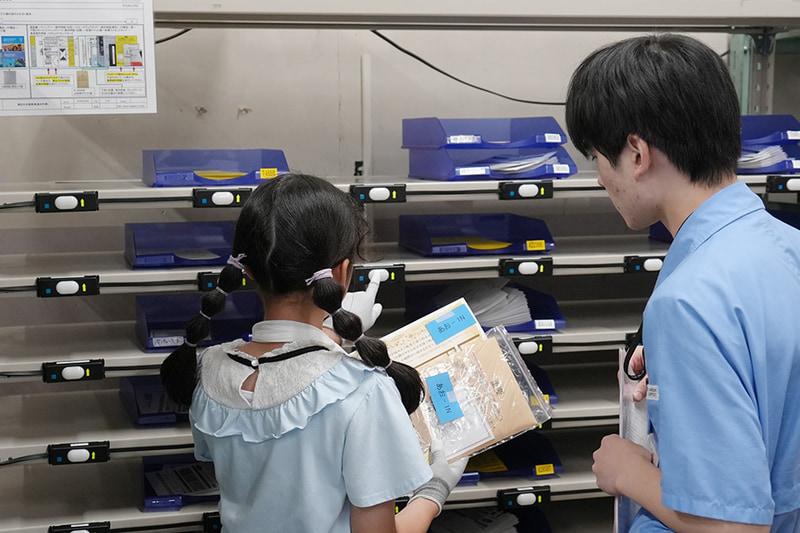 自分のパソコンに必要な説明書や保証書をピックアップ