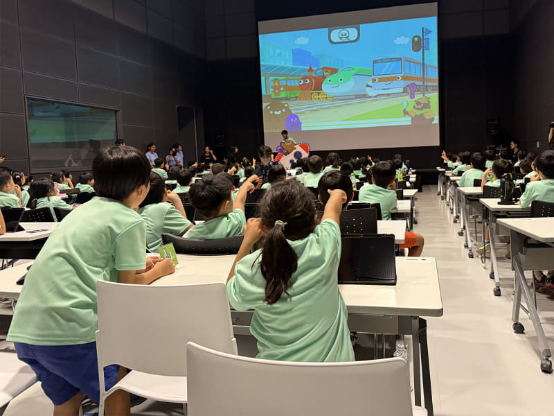 ユーモアたっぷりなキャラの動きに、笑い声が弾む。「子供が夢中になる」コンテンツとしての楽しさも、『シンクシンク』の魅力だろう