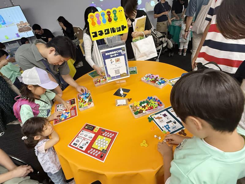 STEAM通信教育「ワンダーボックス」の教材を体験するコーナー