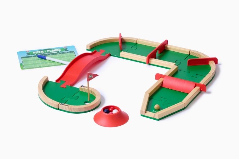 Pitch&Plakks（PLAKKS ENTERTAINMENT社／輸入企業：きびだんご株式会社）（出典：GOOD TOY公式サイト）