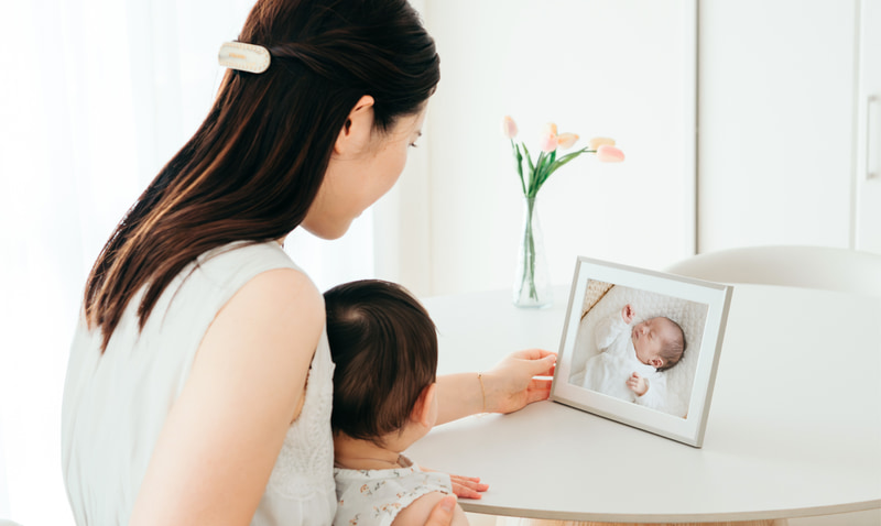 成長の記録を写真や動画で振り返ることができる（出典：株式会社MIXI）