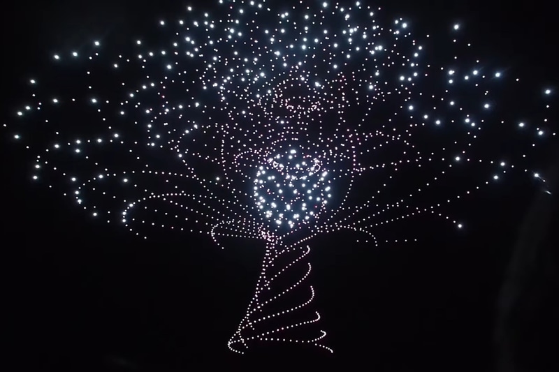 7倍明るいドローンも使われていた