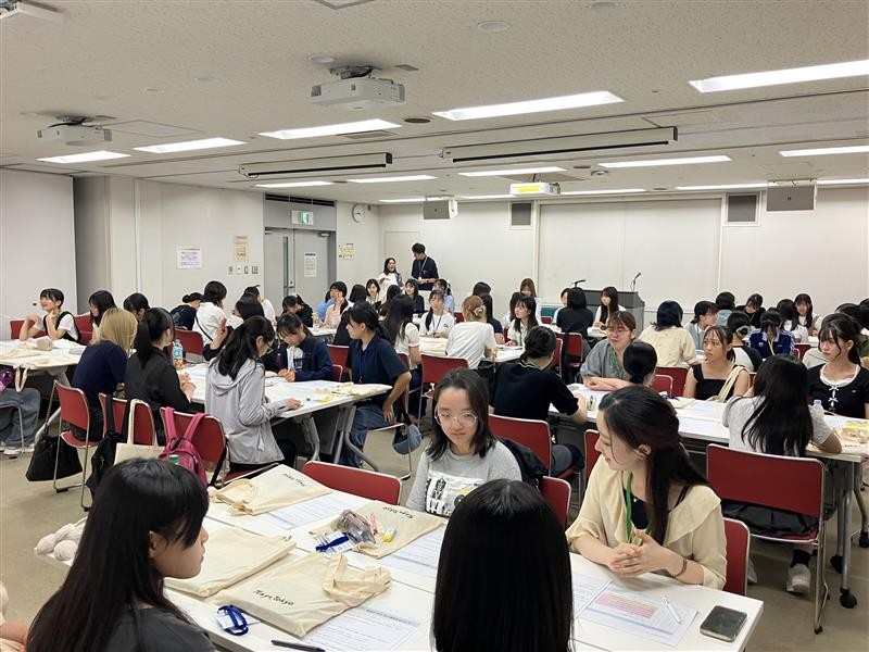 前回の座談会の様子