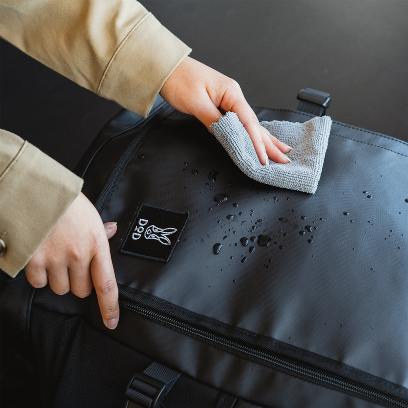 ラミネートPVC素材で教科書が濡れるリスクを軽減