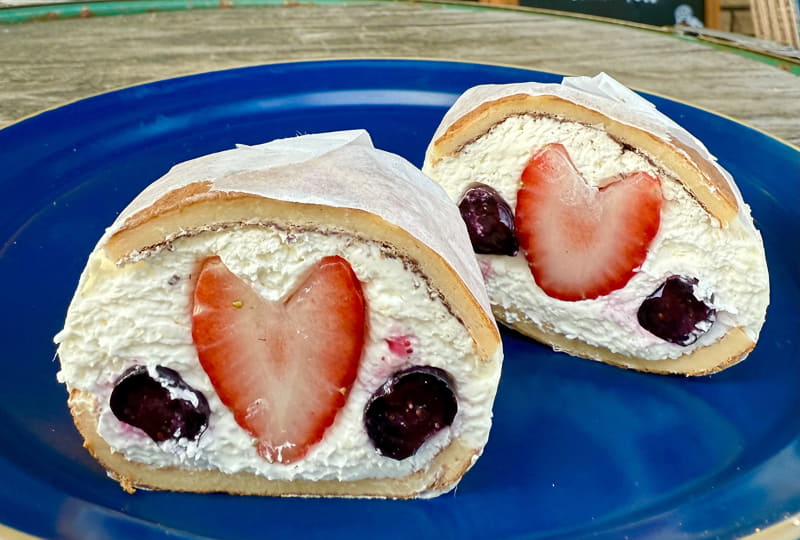 「ダブルベリーサンド」350円（税込）