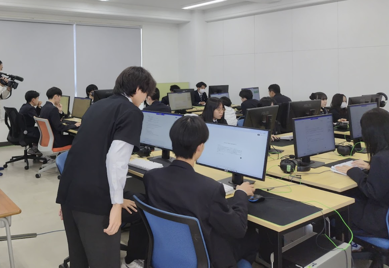 価値観や経験則を学習データとして組み込む「自分専用AI」を構築