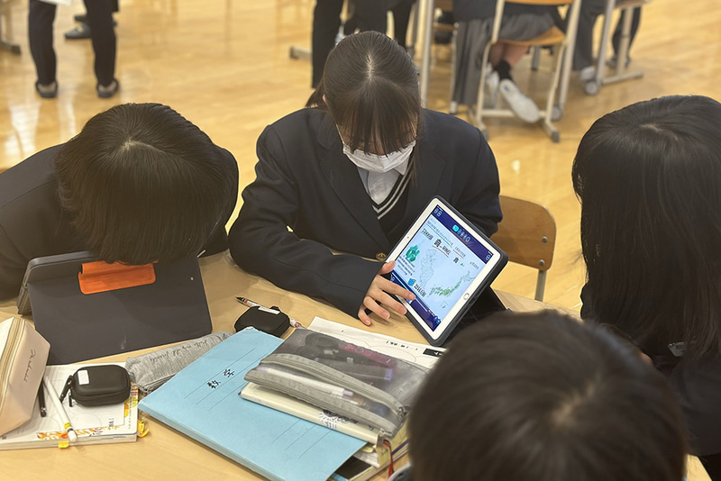 ICTが日常的に学びに溶け込んでいる亀岡市