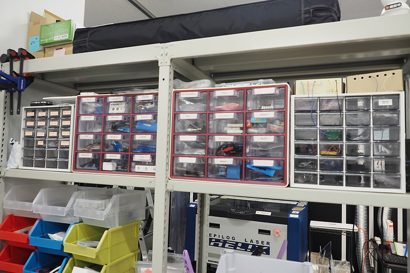 電子工作関係のパーツも揃っている