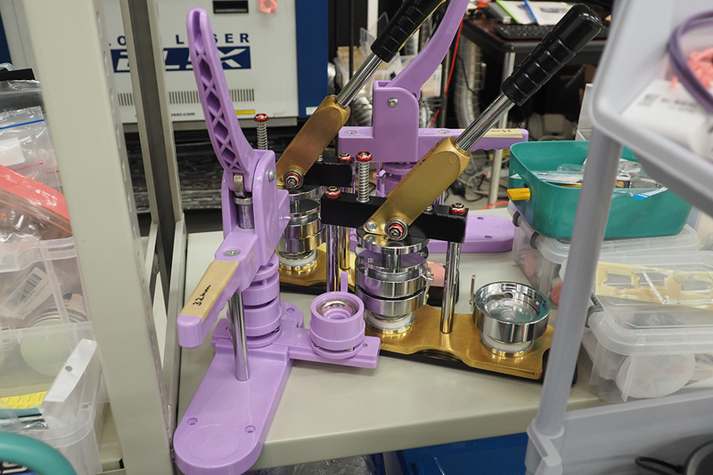 缶バッジを作るための工具