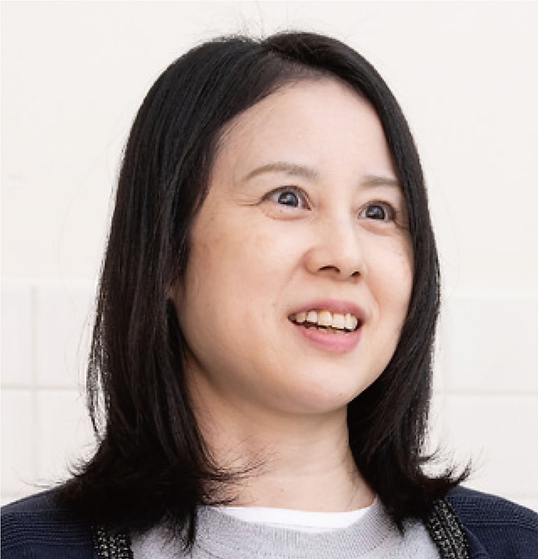 沖縄市教育委員会 指導部 教育支援センター 副主幹 島 優子氏（出典：A10ネットワークス株式会社「導入事例｜沖縄市教育委員会」より）