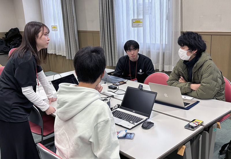 大学生メンターが一人ひとりを丁寧にサポート