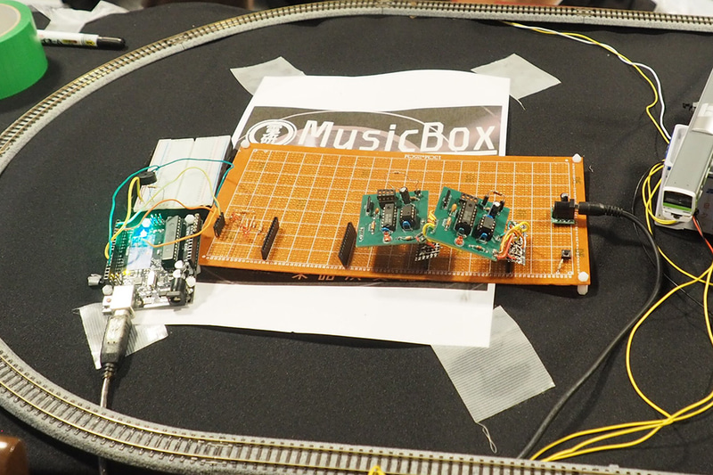ICのみで構成された自動演奏楽器「M-BOX」