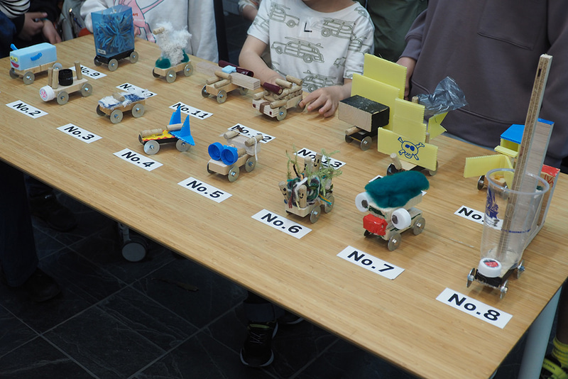 子供たちが作ったロングレース出場のミニチュアカー