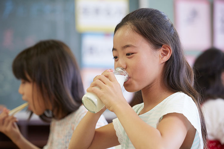 子供向けサイト「ニフティキッズ」が、給食に関するアンケート調査の結果を公開（出典：ニフティ株式会社、以下同じく）