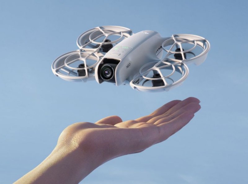 DJI Neo