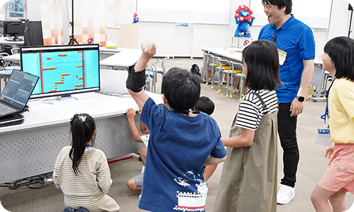 NTTの最先端技術をゲーム感覚で体験！