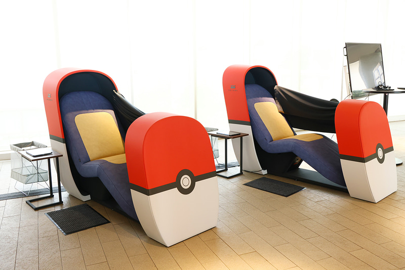 トヨタ自動車株式会社が開発した仮眠ツール「TOTONE」が、モンスターボールデザインで登場（MARK IS みなとみらい5階）