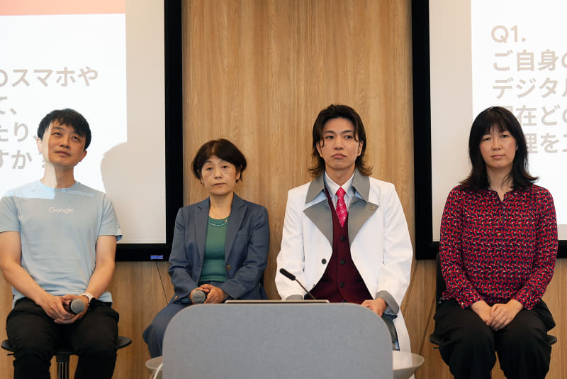 写真左から、グーグル合同会社 Google DeepMind プリンシパル サイエンティスト 全 炳河（ぜん へいが）氏、LM虎ノ門南法律事務所の弁護士・上沼紫野氏、YouTubeチャンネル「GENKI LABO」/サイエンスアーティスト 市岡元気氏、グーグル合同会社 Head of MediaCo & Responsibility Partnership, Japan 早川ゆかり氏