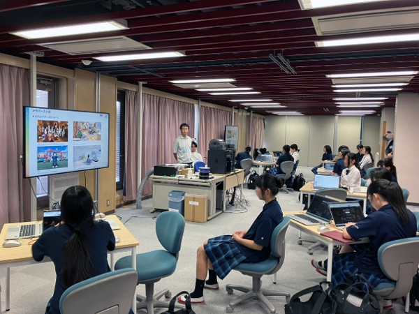 株式会社クリーク･アンド･リバー社が、和洋九段女子中学校高等学校において「メタバース体験講座」を実施（出典：株式会社クリーク･アンド･リバー社、以下同じく）