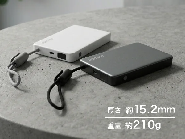 薄型軽量ボディーにストラップ式のType-Cケーブルを一体化