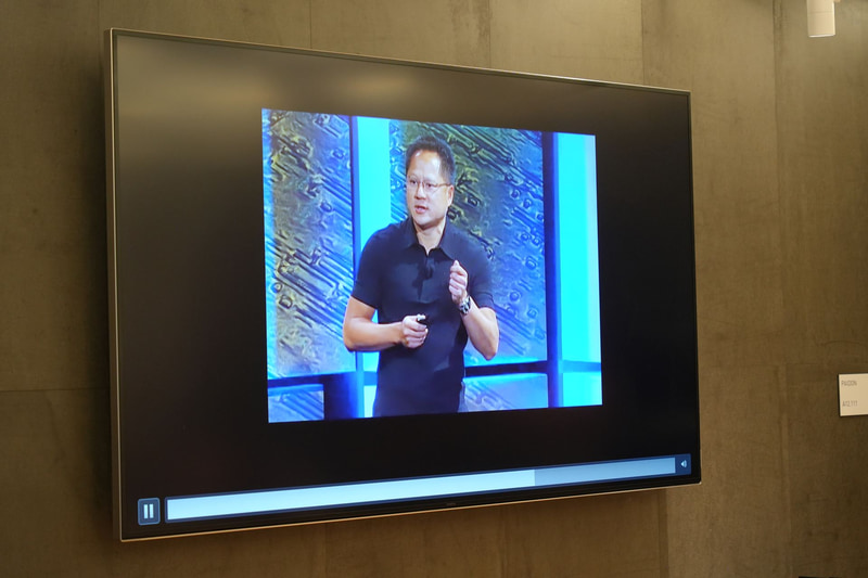 NVIDIAと日本の関わりを紹介する動画を上映。若かりし頃のジェンスン・フアン氏も登場