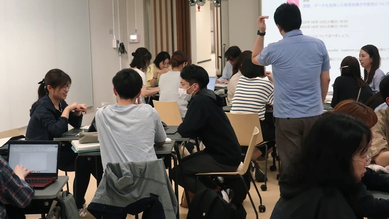 「教師のためのAI・DS研究開発センター」では、AIやデータサイエンスを学校現場でどのように活用できるかを研究
