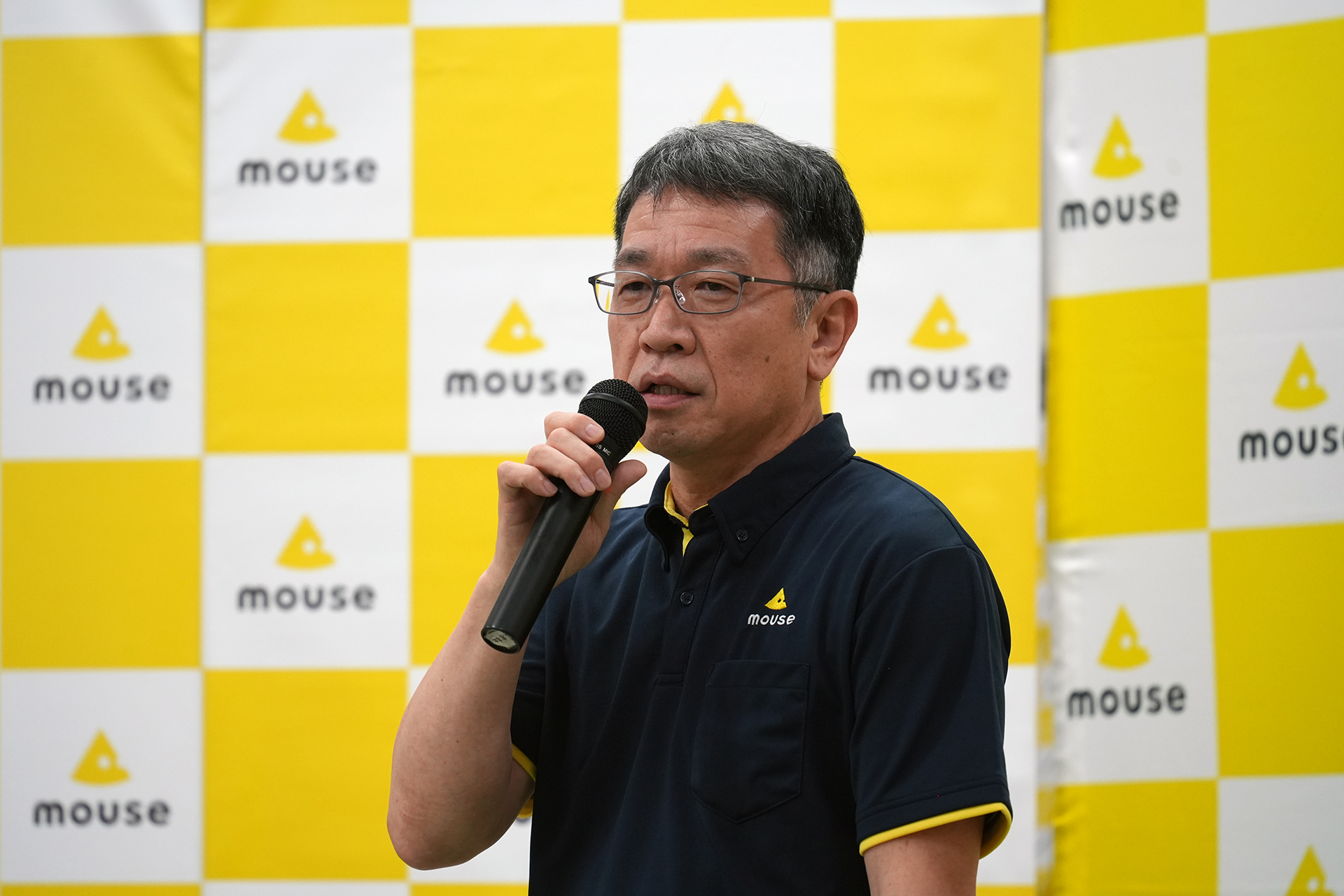 株式会社マウスコンピューター 代表取締役社長 軣 秀樹氏