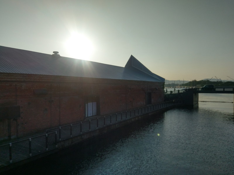 HDRをオンにして撮影した。iPhoneのカメラの方が強い調整がかかるようだ