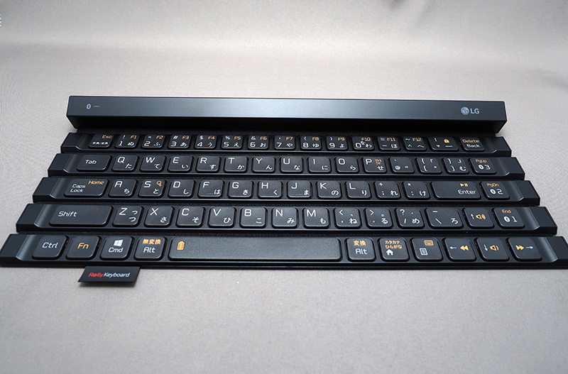 棒状の折りたたみ状態を展開すると、このようになる