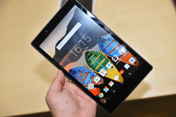 Lenovo TAB3、立体音響や画質最適化モードを備えた8型タブレット
