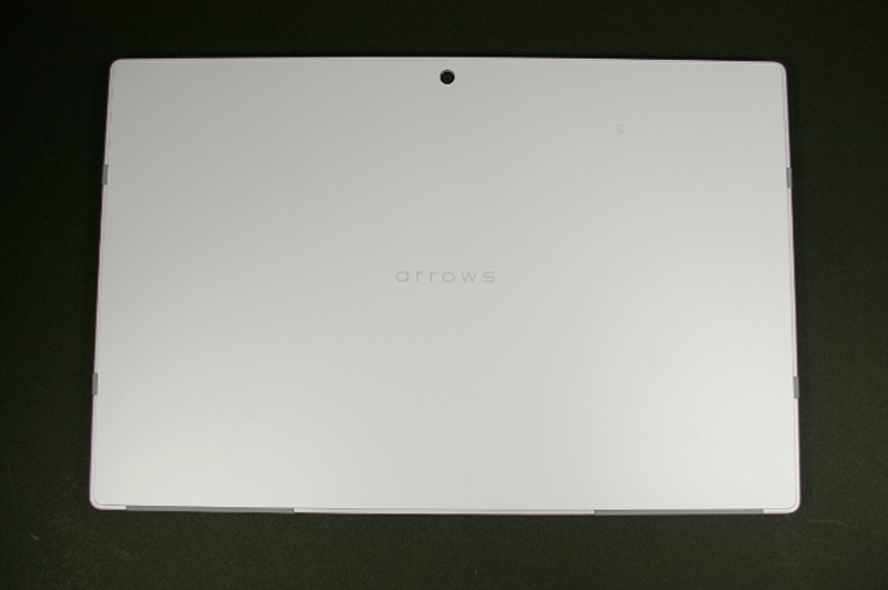 「arrows Tab F-04H」（ホワイト）を使ってみました