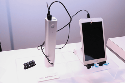 スマートフォンなら5回満充電、2万6800mAhバッテリー「ASUS ZenPower