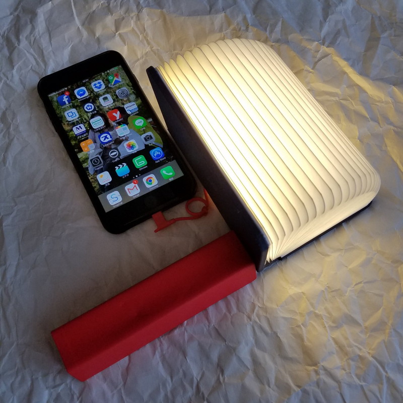 筆者のコレクションで最もデザインコンシャスなのは、照明インテリアとしても秀逸なミニ・ルミオプラスだ