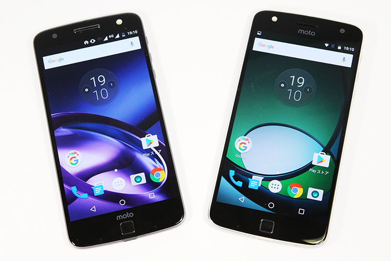 Moto Z（左）とMoto Z Play（右）で厚さが異なる