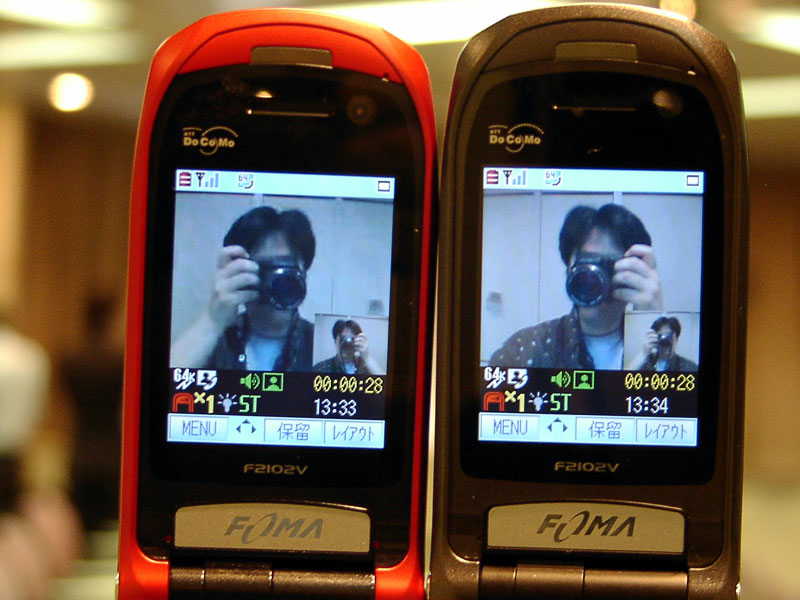 <a href="http://k-tai.watch.impress.co.jp/cda/article/news_toppage/14606.html" class="n" target="_blank">「FOMA F2102V」</a>でのテレビ電話