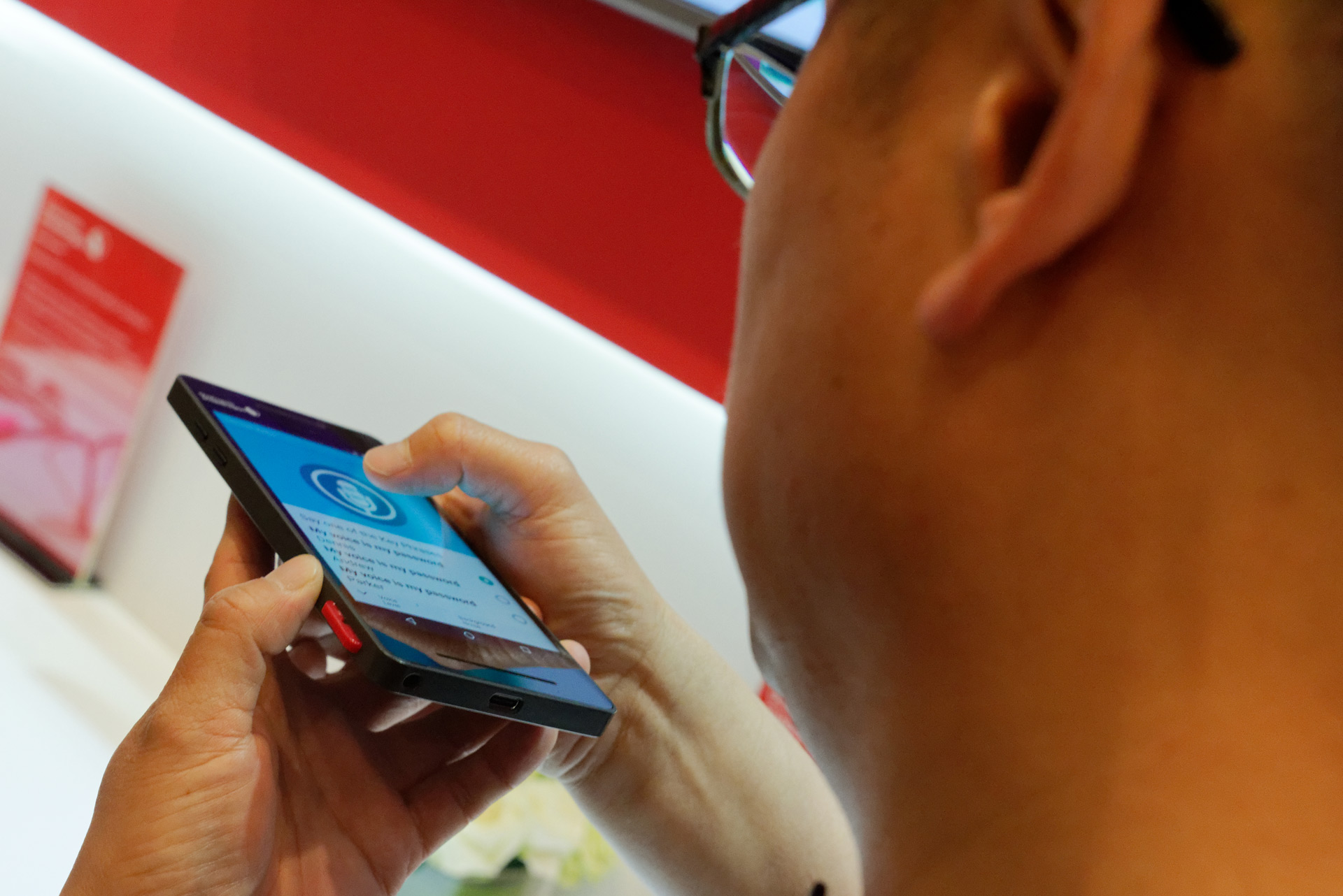 音声認識機能により、声をパスワードにすることも可能になった