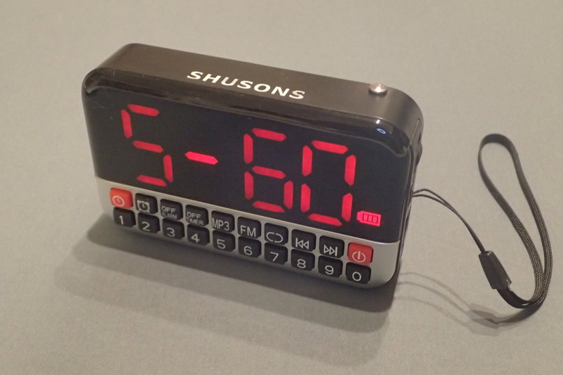 おやすみタイマーの60分をセットしたところ。これで寝落ちするまで大好きな音楽を繰り返し聴いていられる