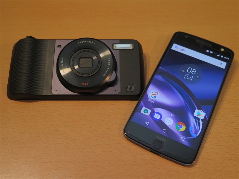 日本では対応機種ユーザーの内、43.5％が購入したというHasselblad True Zoom。もちろん、筆者も購入した