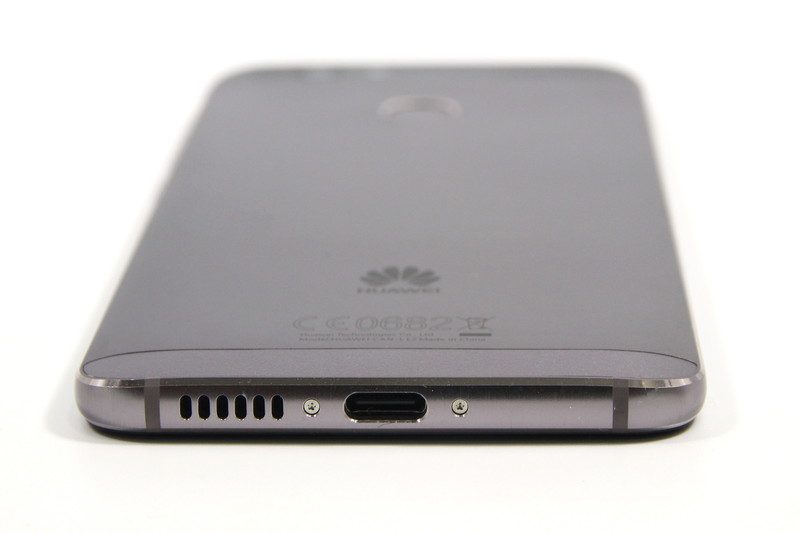 外部端子はUSB Type-C