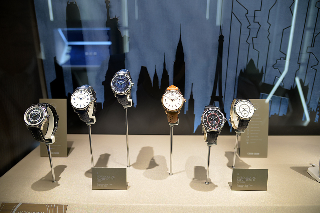 男性向けのHOROLOGICAL SMARTWATCHもラインナップが更新された。右側3種がClassicで、950～1295スイスフラン。左側3つがNOTIFYシリーズで795～995スイスフラン