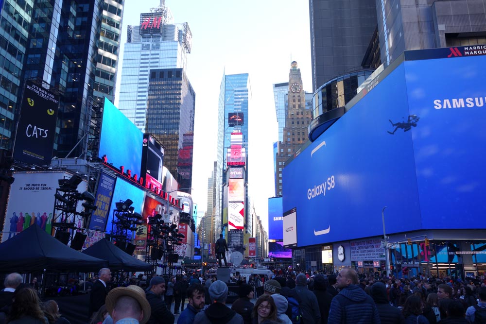 タイムズスクエアの南方向